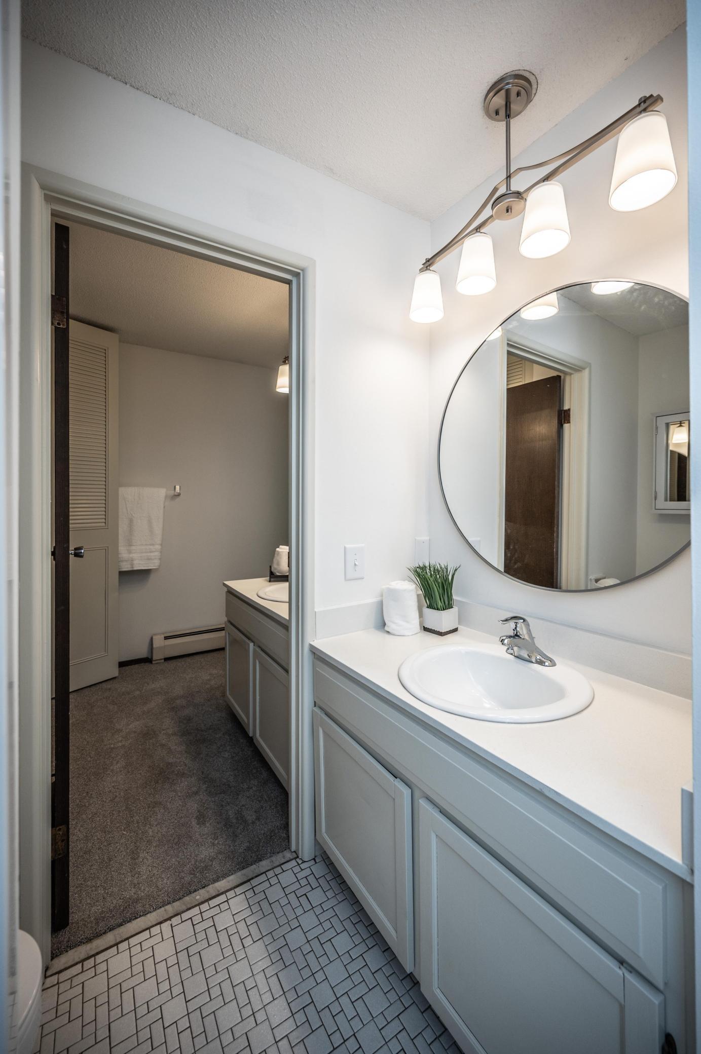 10301 Cedar Lake Road, Unit 320 Minnetonka, MN 55305 - Photo 15 of 28
