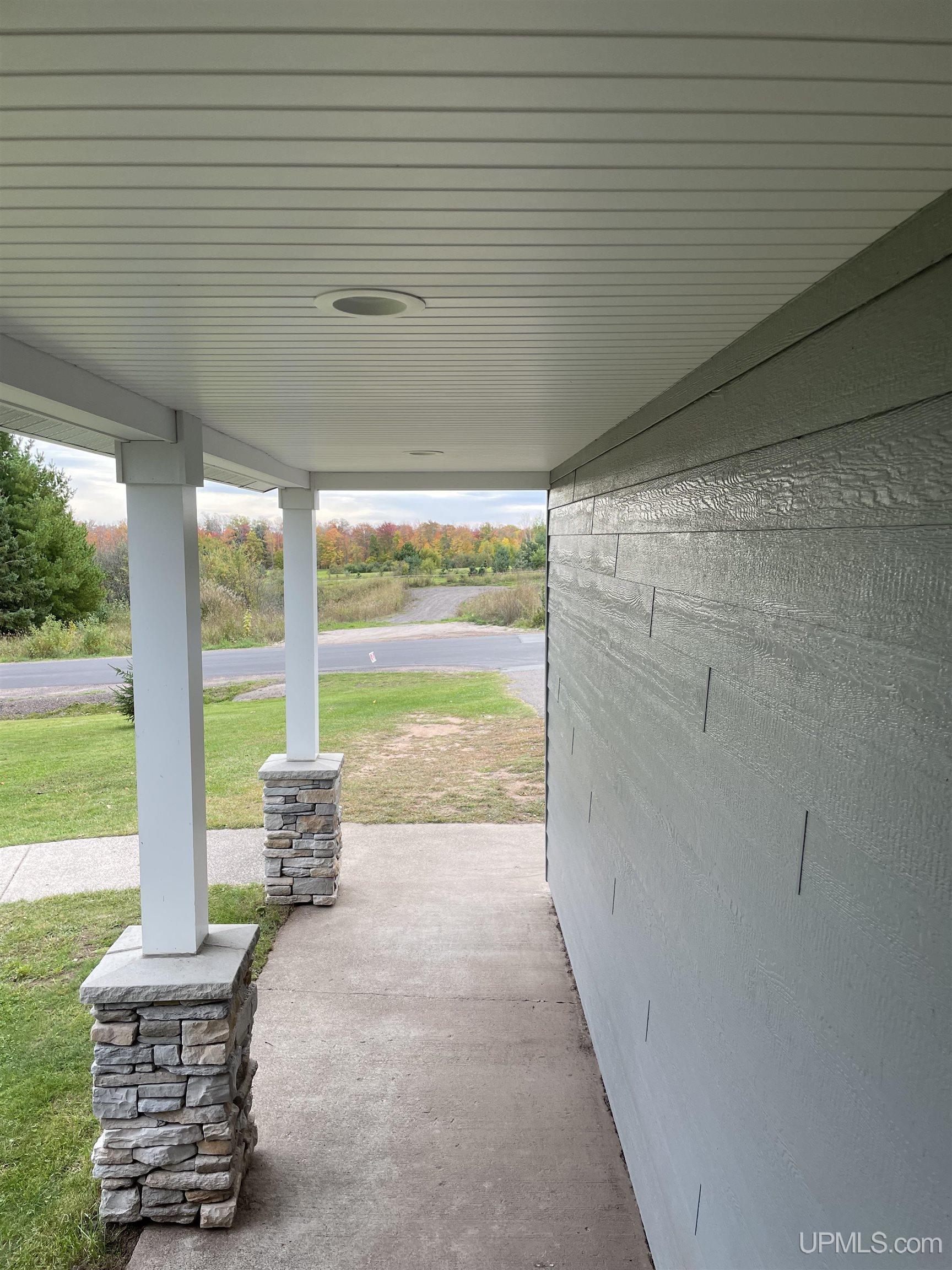 21524 Massie Road Chassell, MI 49916 - Photo 4 of 40