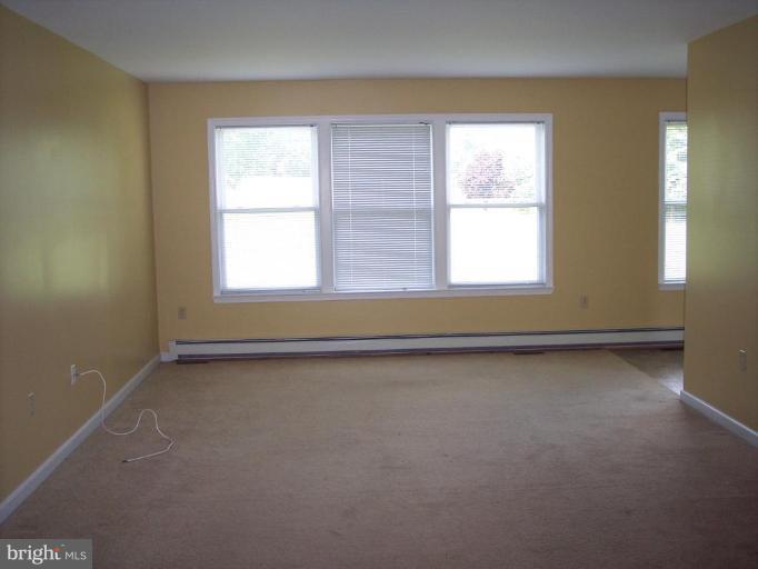7510 Old Receiver Road Frederick, MD 21702 - Photo 7 of 8 Family Room