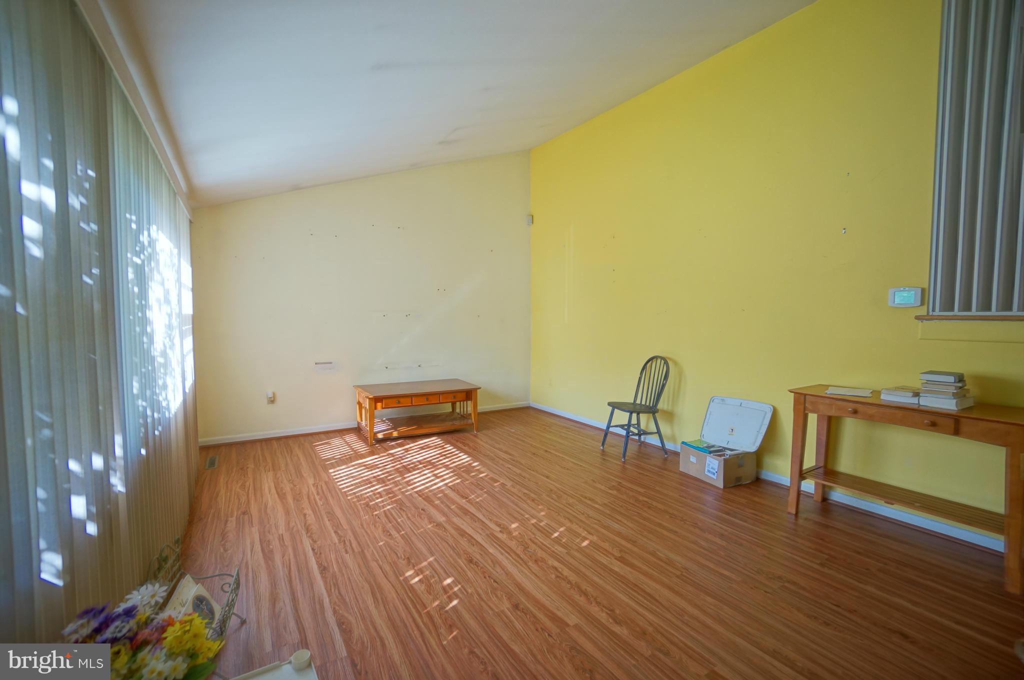 7413 Ricksway Road Baltimore, MD 21208 - Photo 4 of 15 Living Room