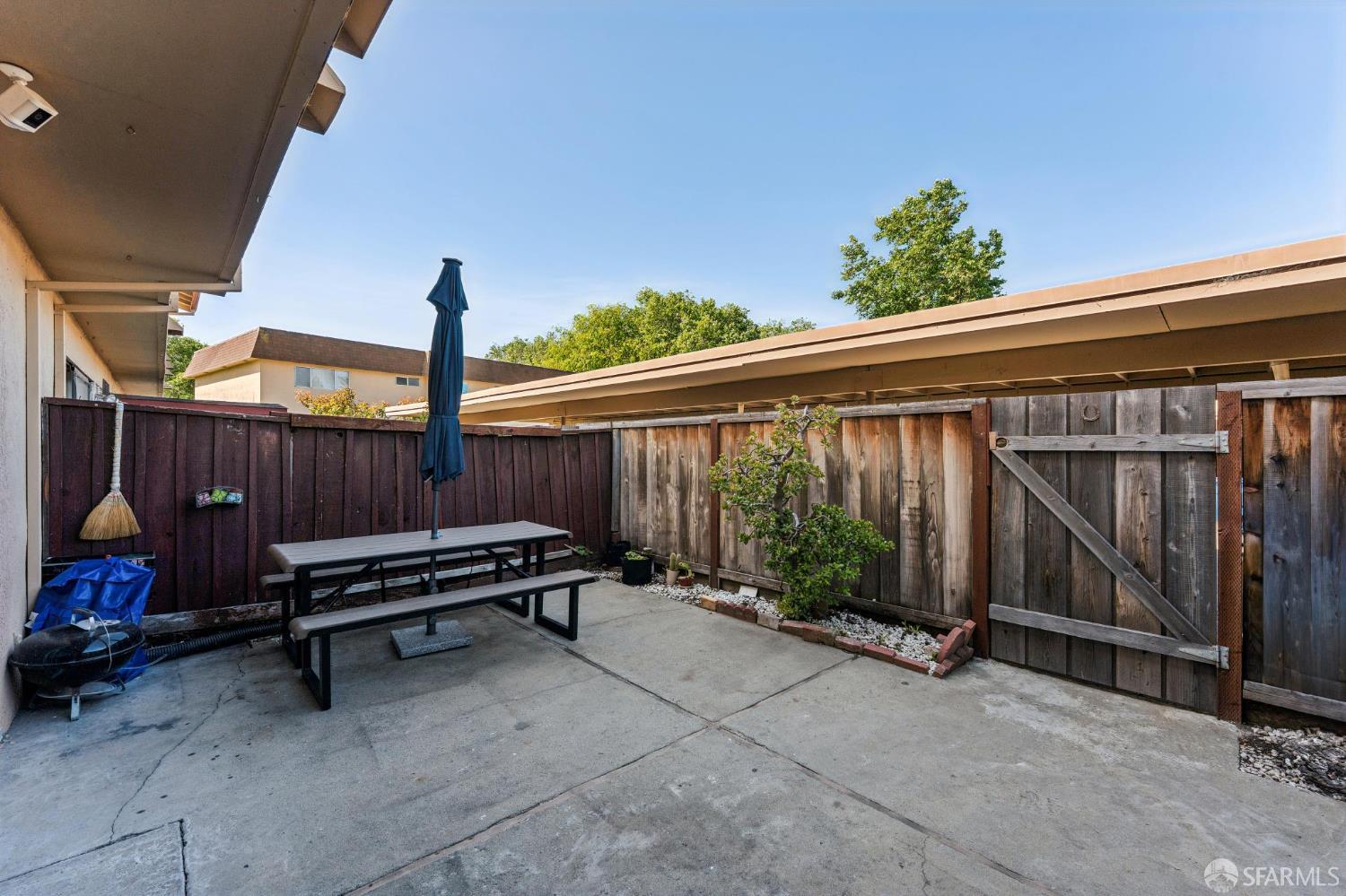 27788 Hummingbird Court Hayward, CA 94545 - Photo 27 of 36 a view of a two chairs in the patio