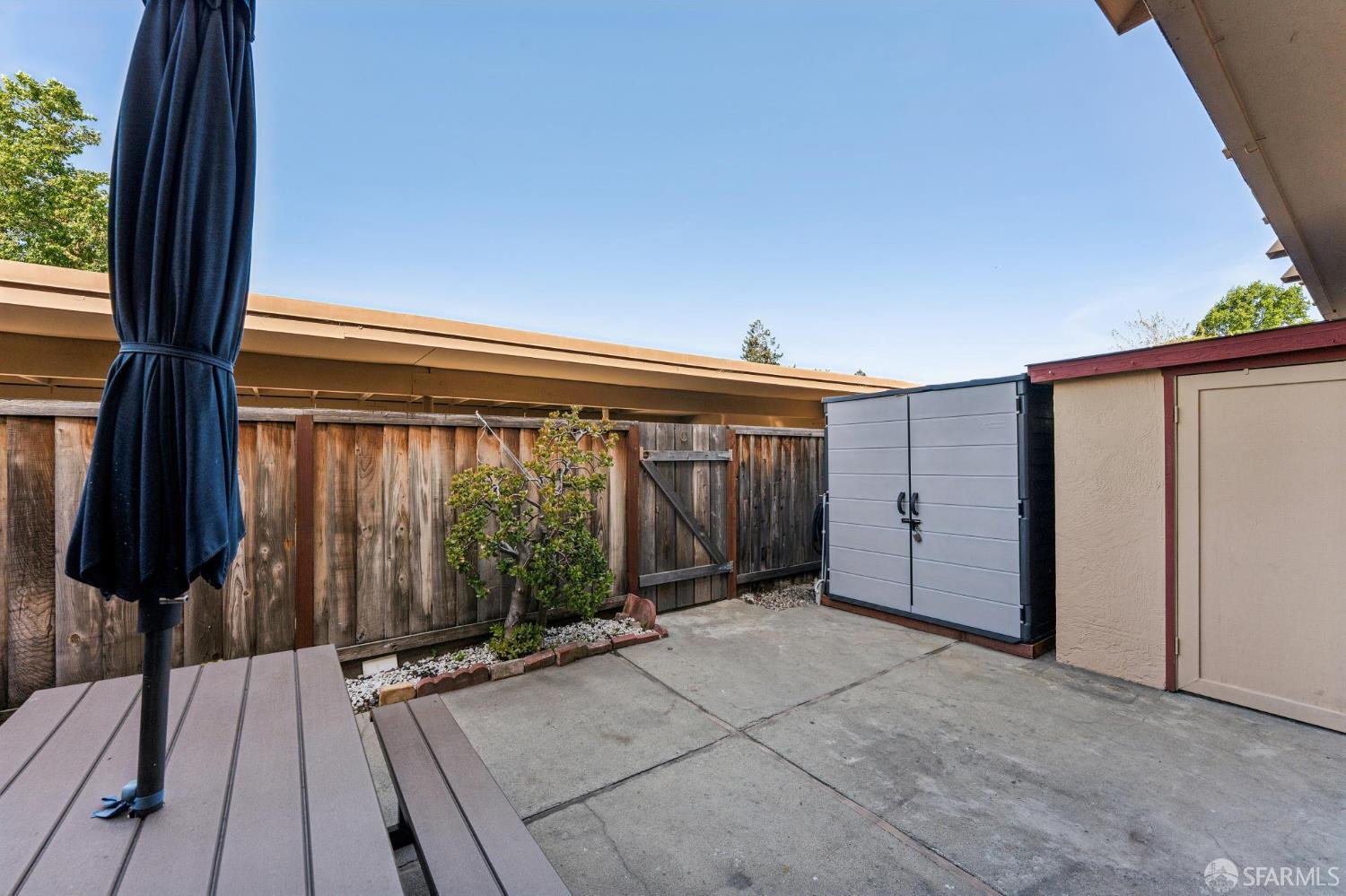 27788 Hummingbird Court Hayward, CA 94545 - Photo 28 of 36 a view of a backyard