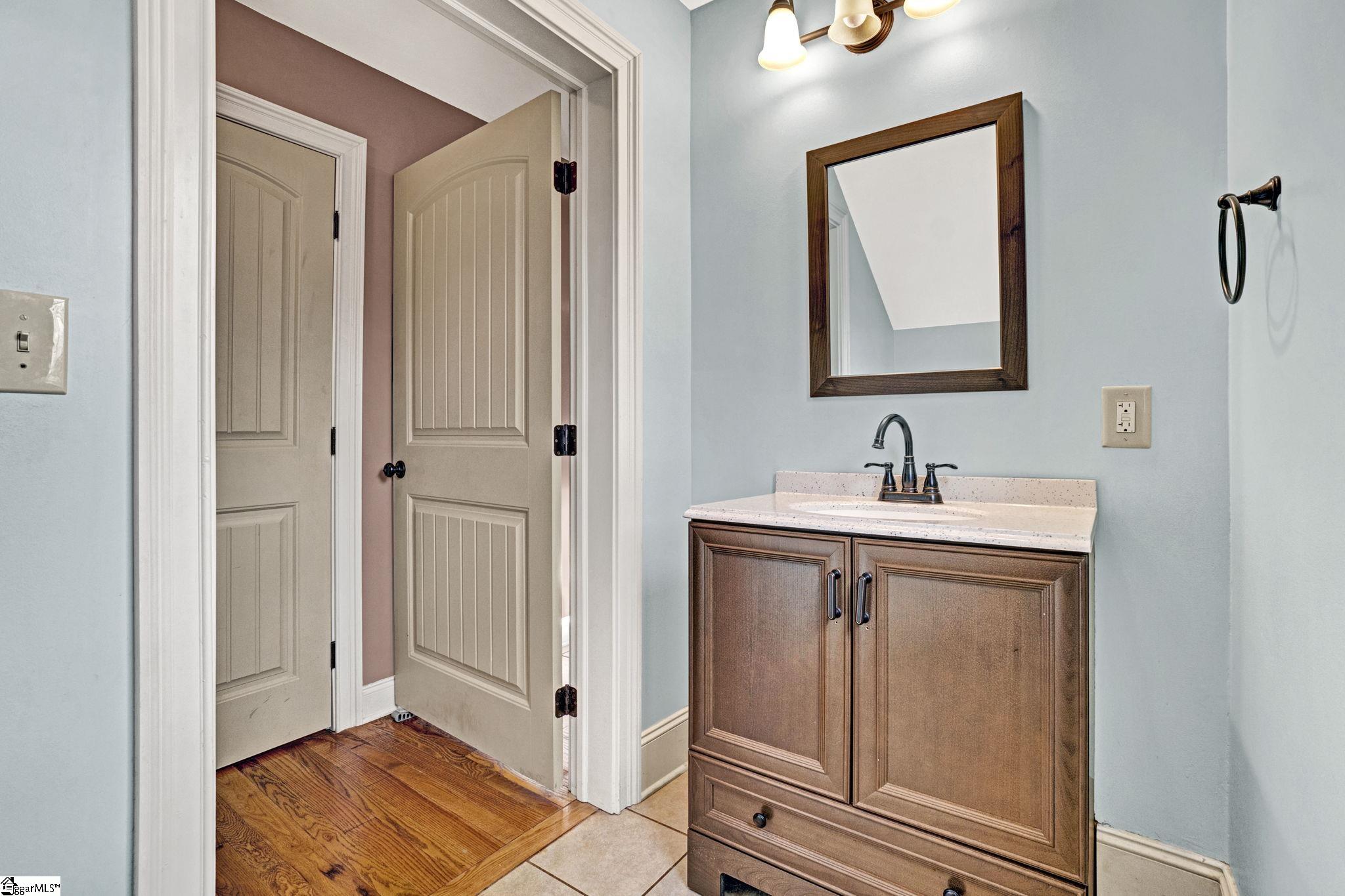 25 Mims Avenue Greenville, SC 29607 - Photo 23 of 30