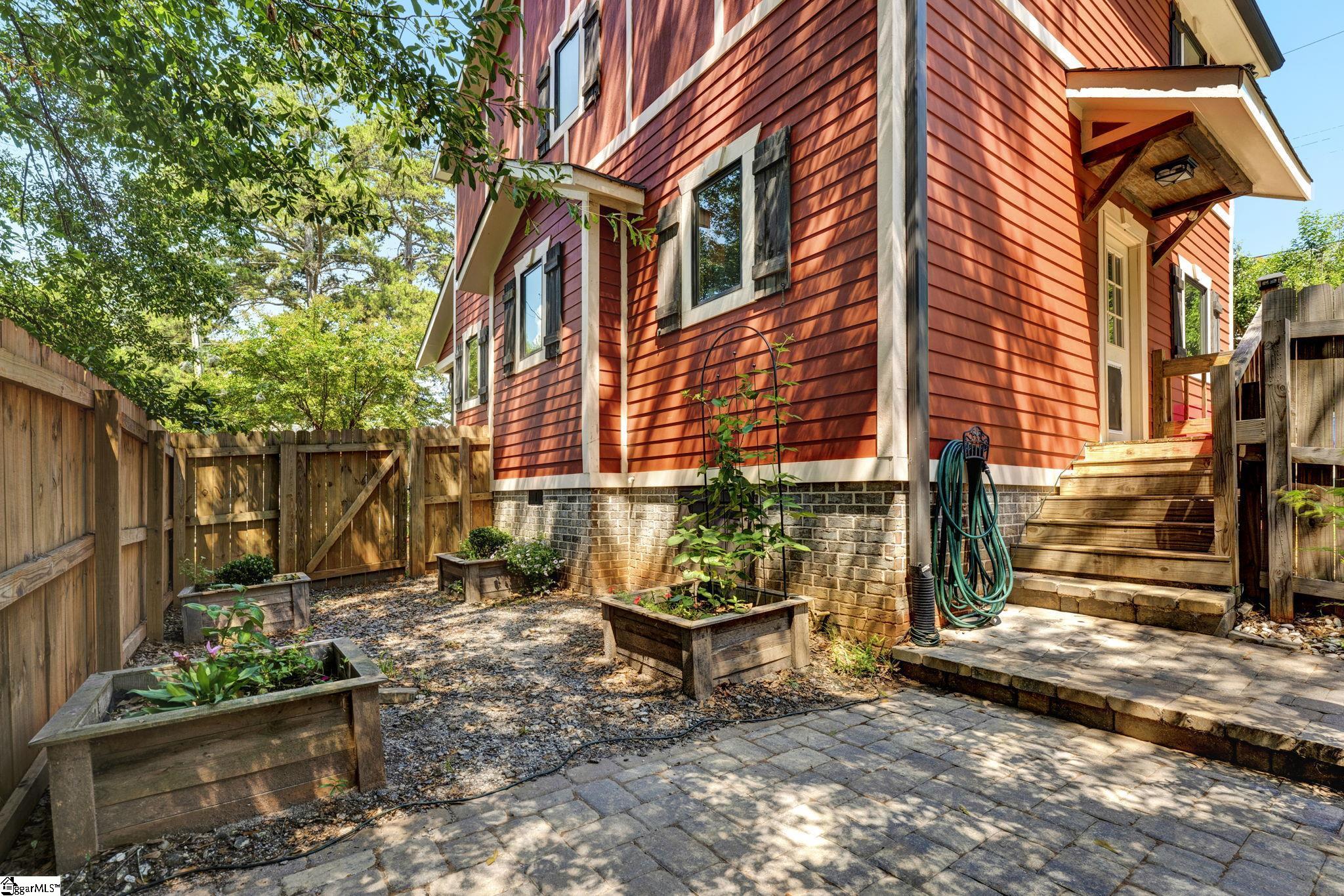 25 Mims Avenue Greenville, SC 29607 - Photo 25 of 30