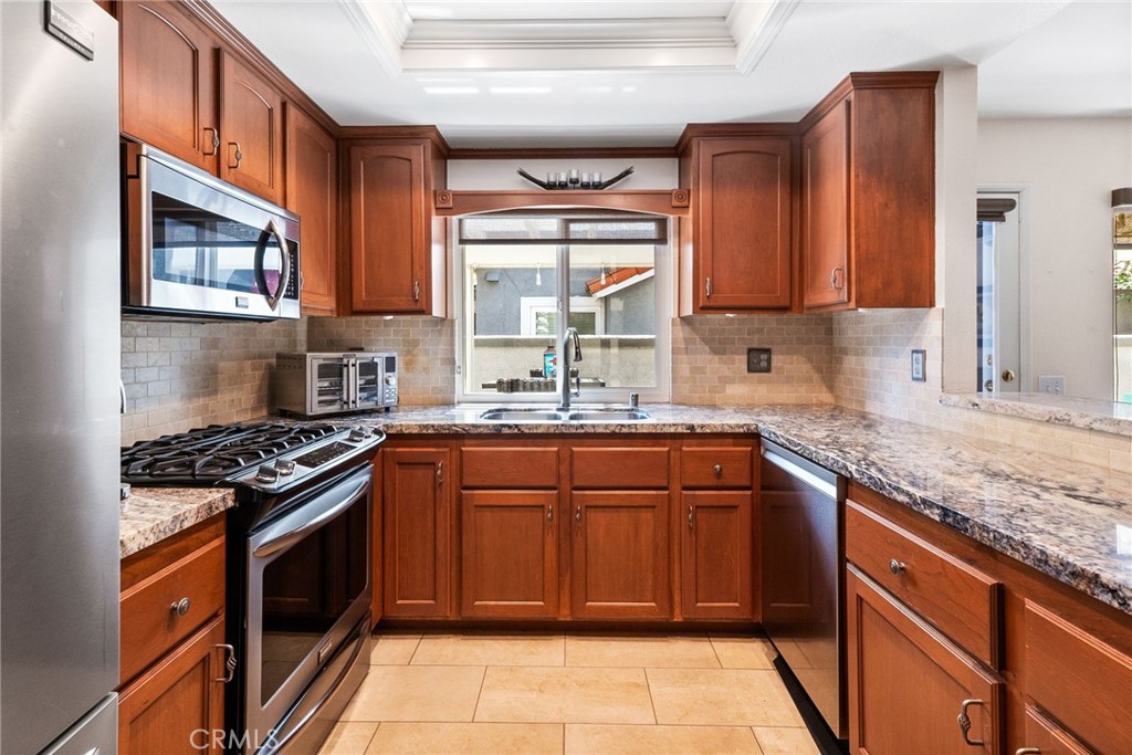 2864 Mill Creek Road Ontario, CA 91761 - Photo 24 of 64