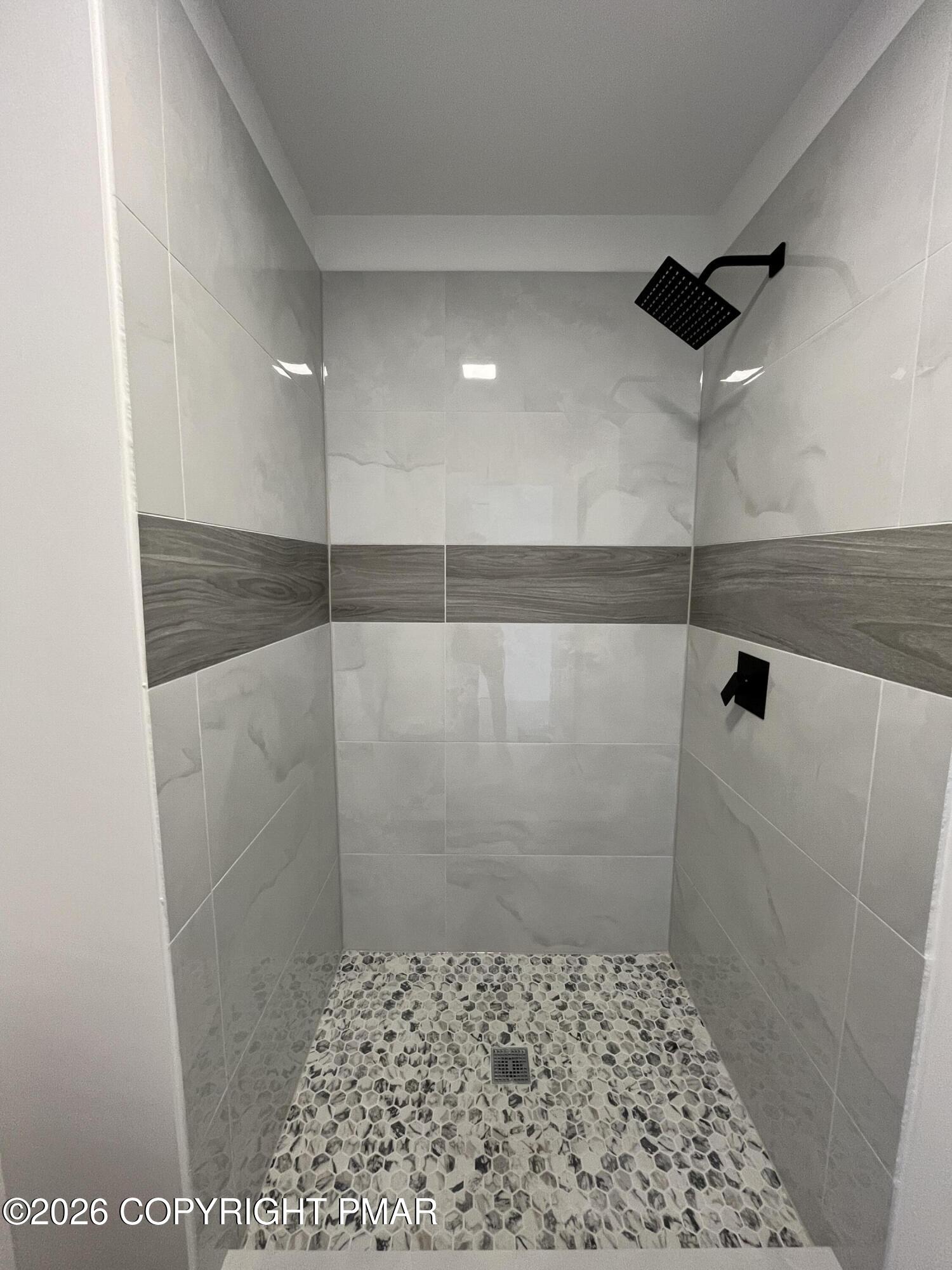 125 Clearview Road Long Pond, PA 18334 - Photo 22 of 24 20