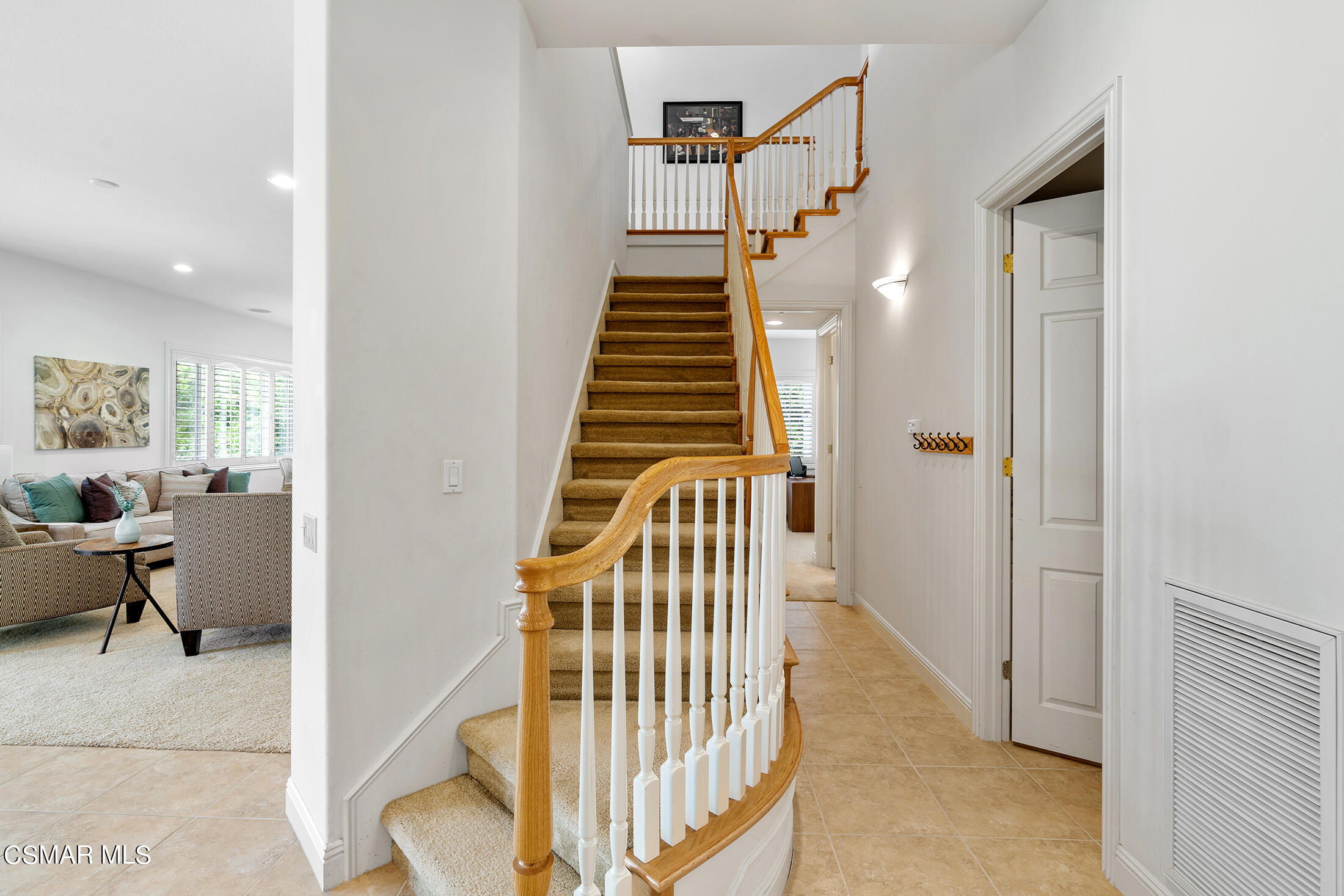 11225 Watson Drive Moorpark, CA 93021 - Photo 33 of 89 a view of a hallway with seating area