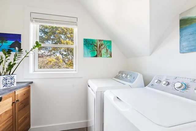 $3,200 | 119 Sycamore Street, Fairhaven, MA 02719