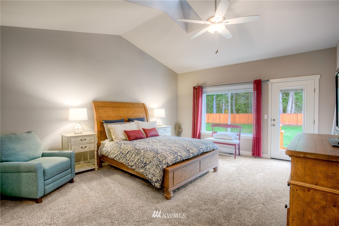 9216 Fox Ridge Lane Southeast Olympia, WA 98513 - Photo 13 of 25 Gallery Image 13