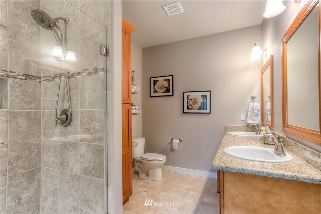 9216 Fox Ridge Lane Southeast Olympia, WA 98513 - Photo 15 of 25 Gallery Image 15