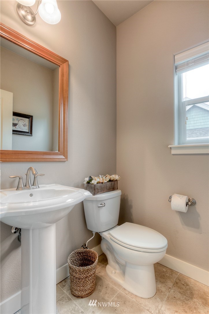 9216 Fox Ridge Lane Southeast Olympia, WA 98513 - Photo 20 of 25 Gallery Image 20