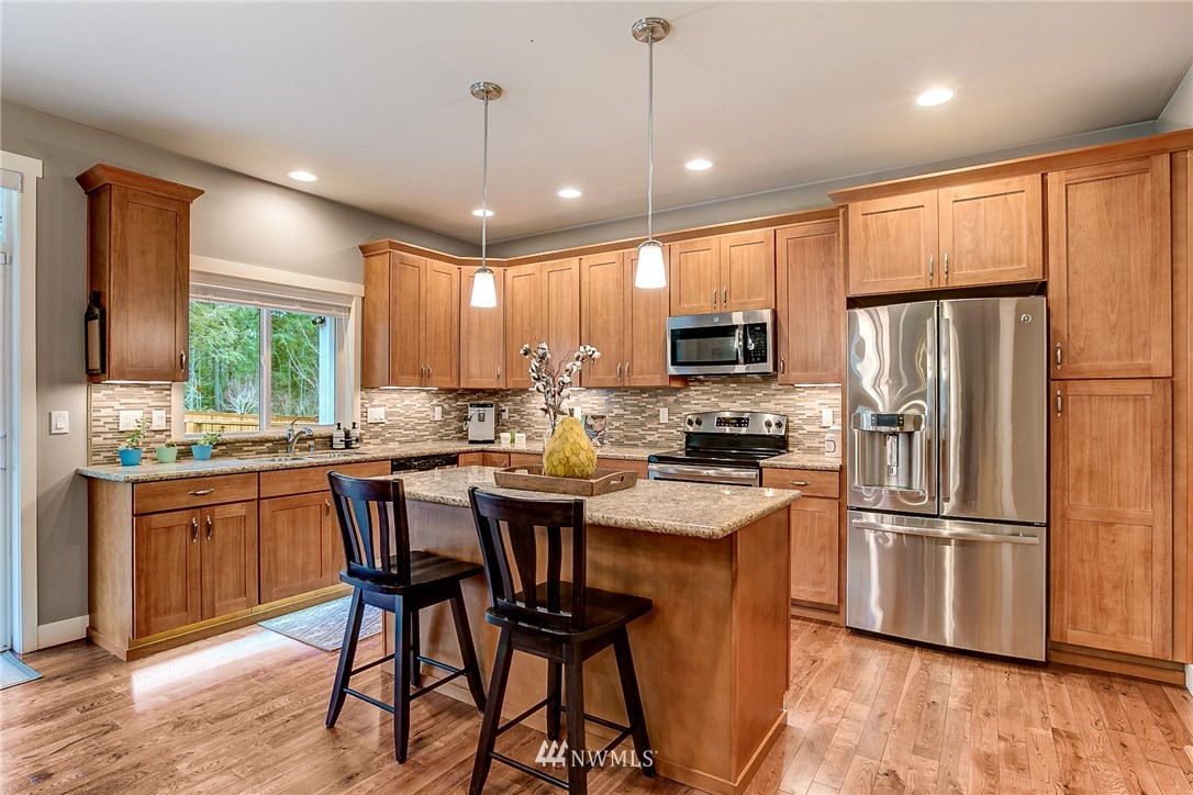 9216 Fox Ridge Lane Southeast Olympia, WA 98513 - Photo 10 of 25 Gallery Image 10