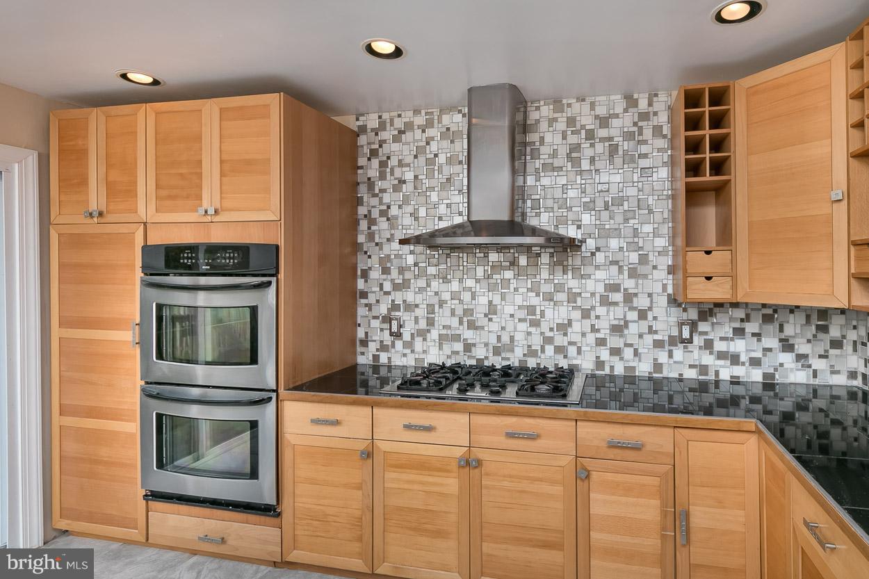 3903 Roxanne Road Randallstown, MD 21133 - Photo 8 of 30 Kitchen