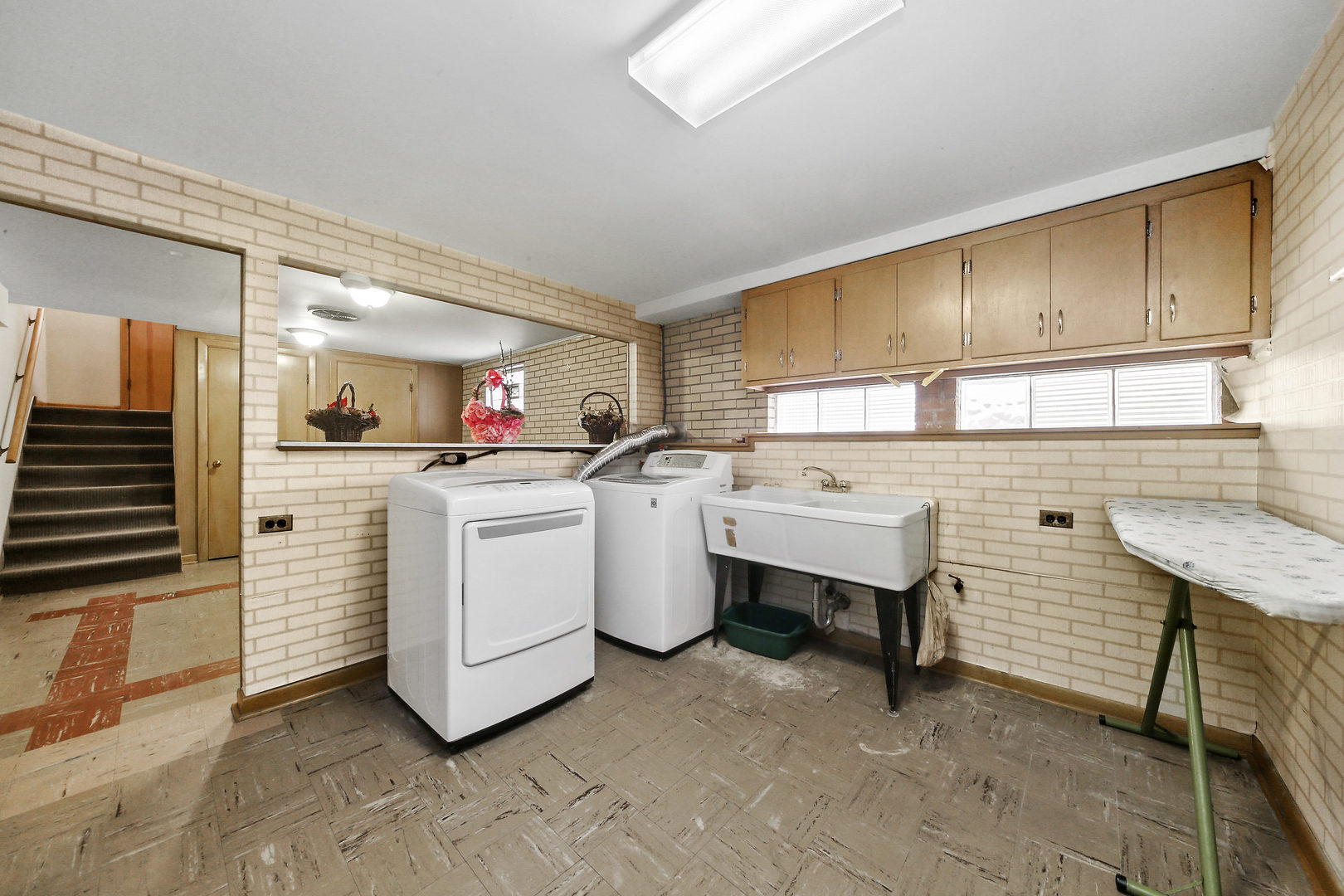 6764 Riverside Drive Berwyn, IL 60402 - Photo 22 of 38