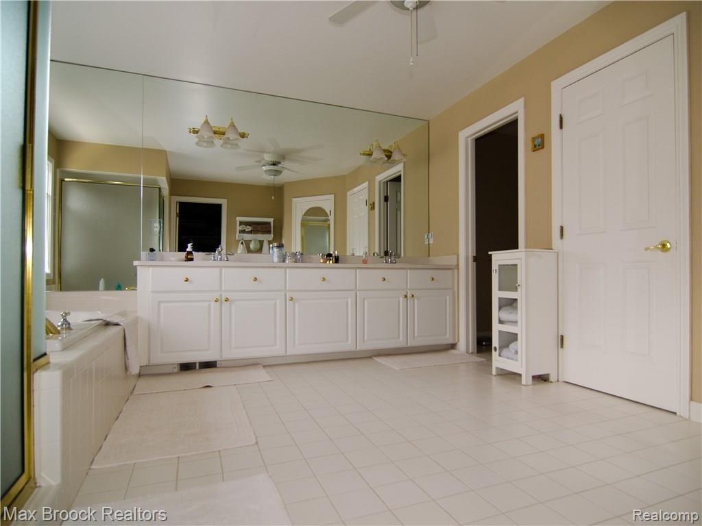 469 Springview Drive Rochester, MI 48307 - Photo 25 of 36 Gallery Image 25