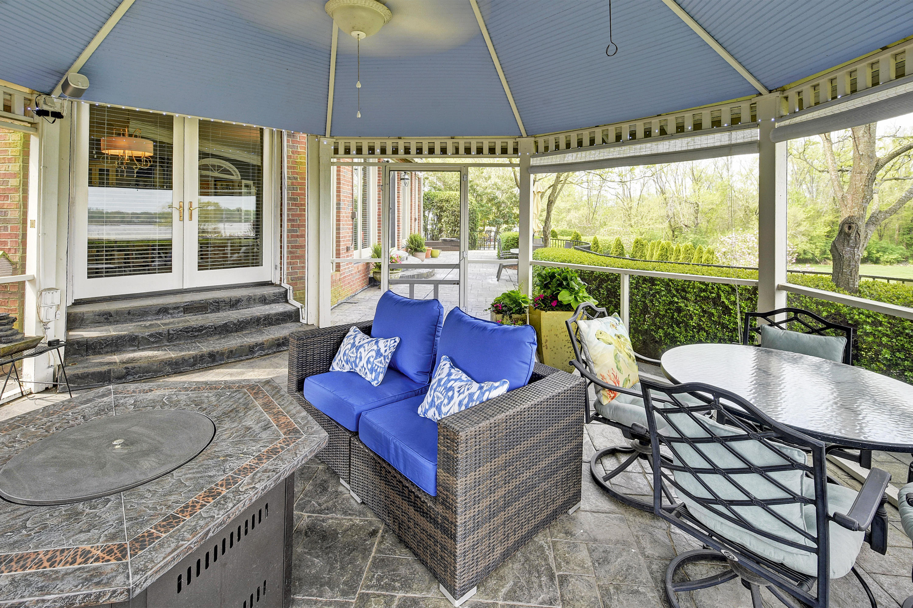 2816 Rivers Edge Road Louisville, KY 40222 - Photo 52 of 62 49