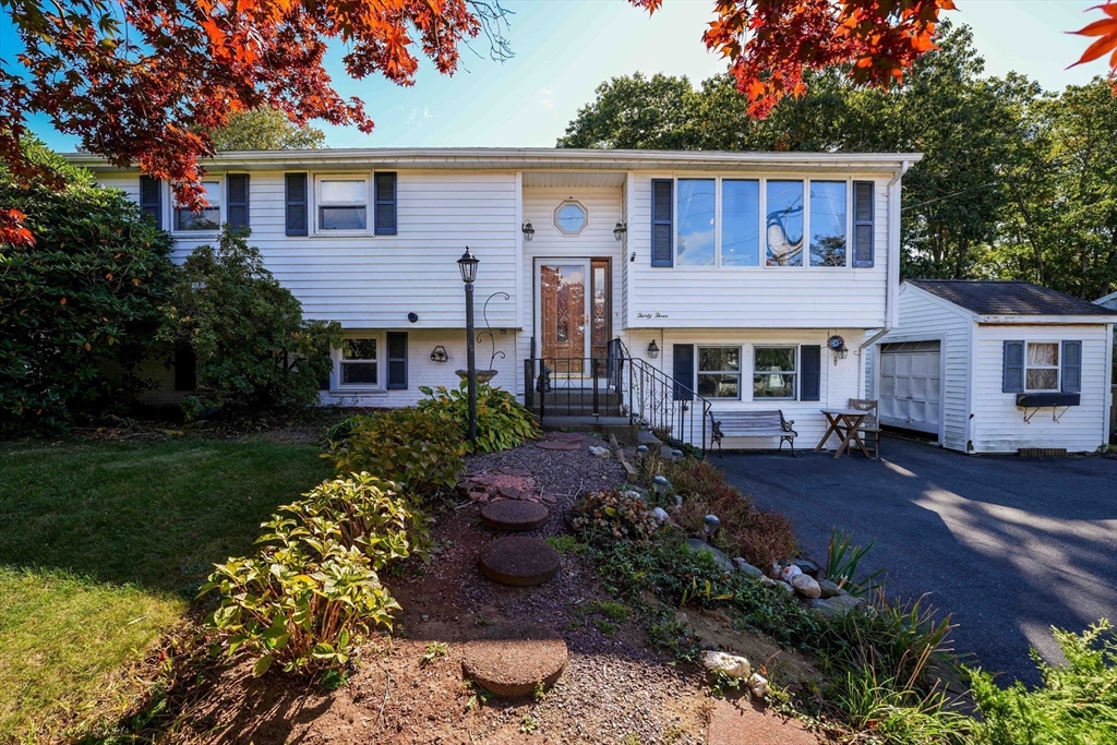 33 Nicholas Road Raynham, MA 02767 - Photo 1 of 35 Gallery Image 1