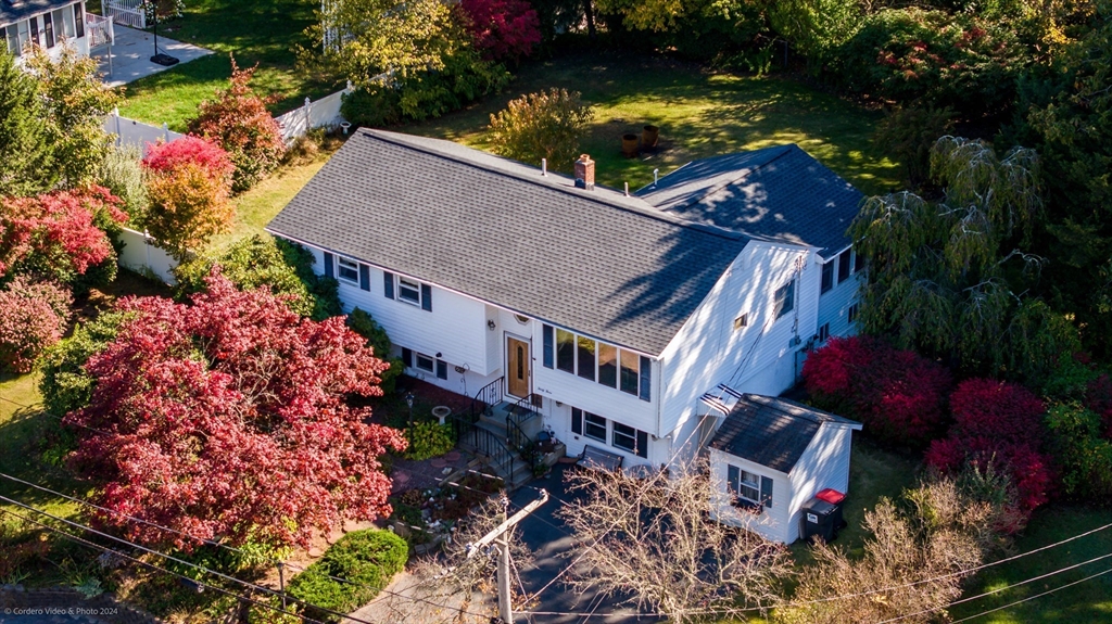 33 Nicholas Road Raynham, MA 02767 - Photo 2 of 35 Gallery Image 2