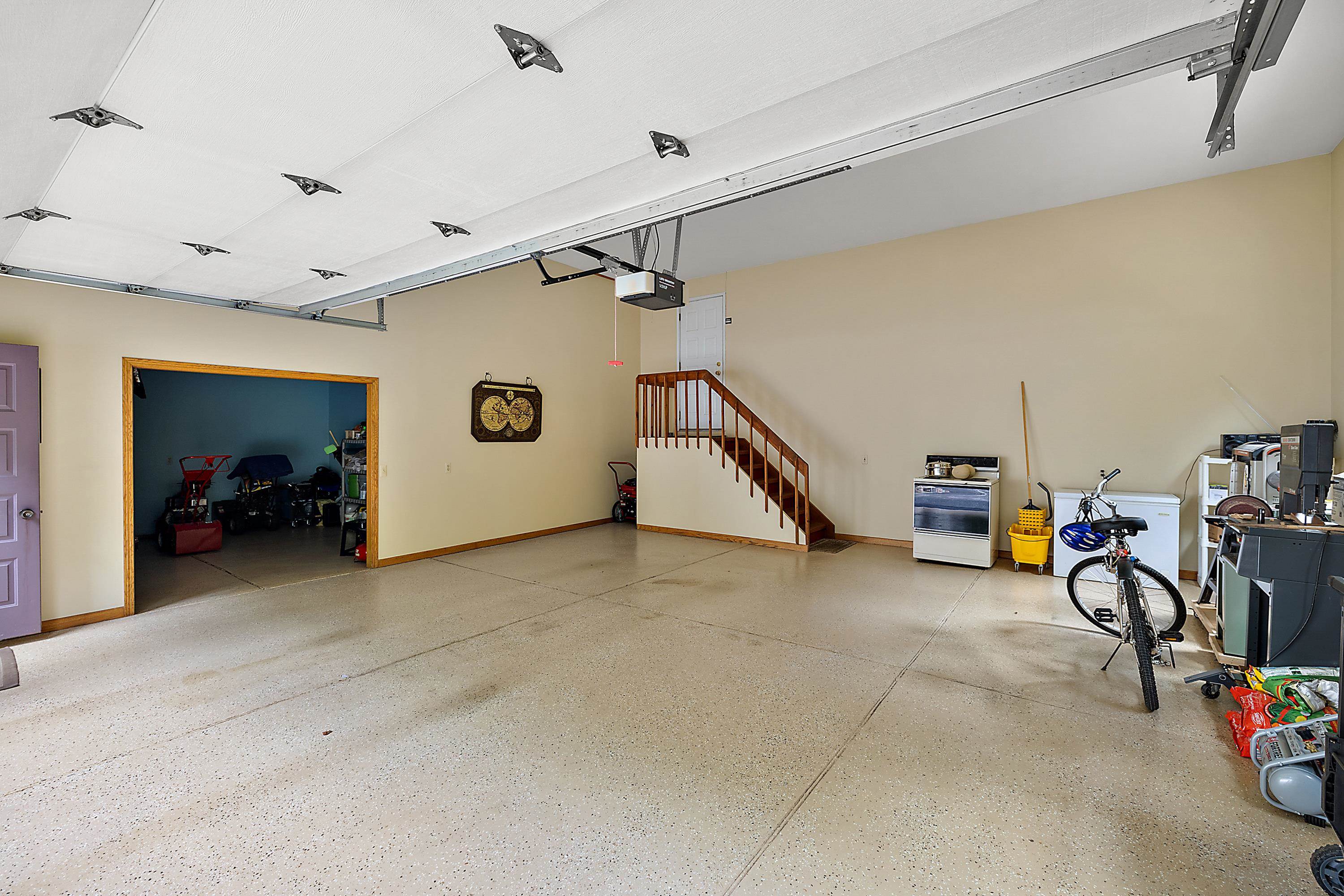 6870 Holland Road Algonac, MI 48001 - Photo 79 of 81 Finished Garage with Expo