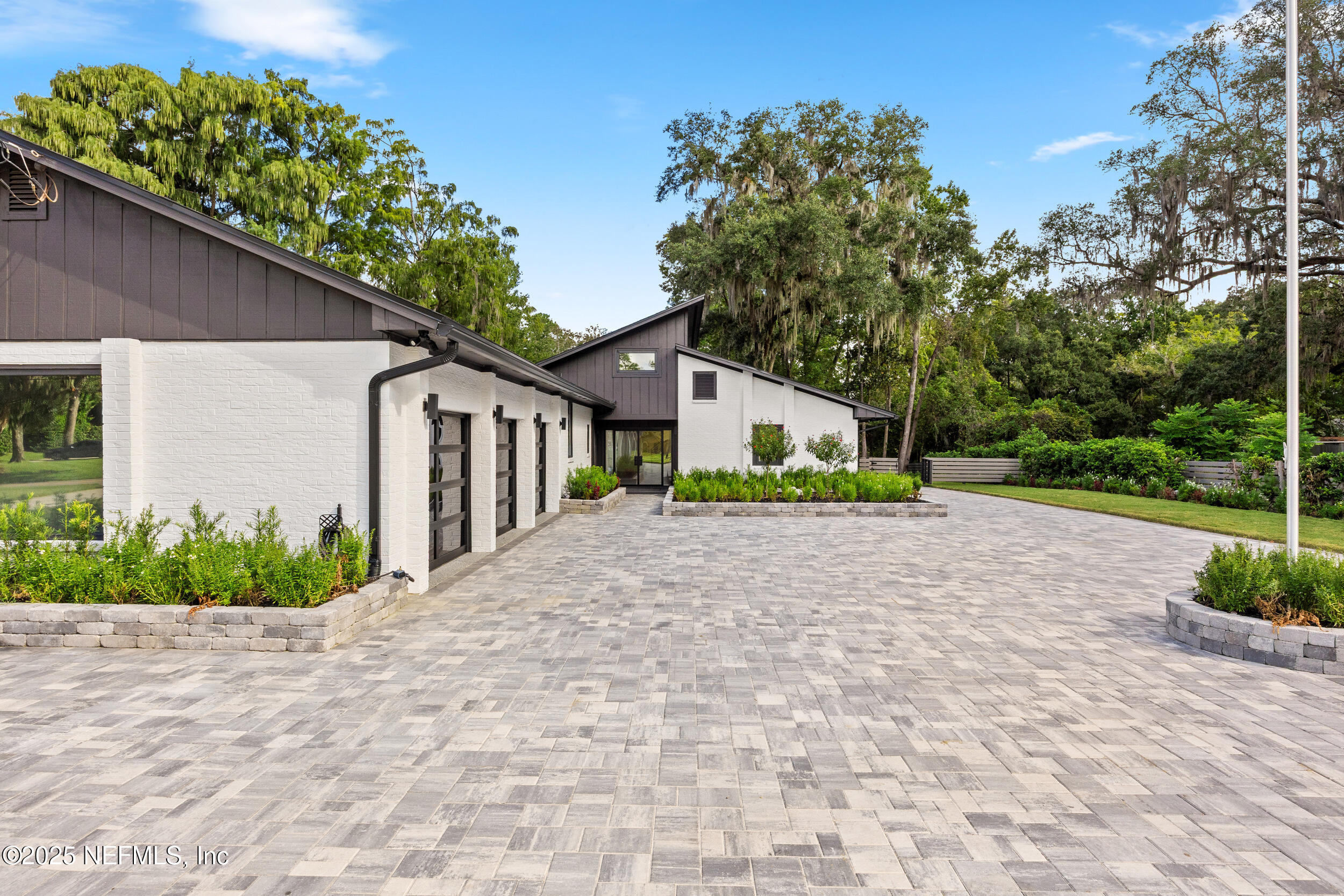 8833 Sanchez Road Jacksonville, FL 32217 - Photo 3 of 37 3 - exterior