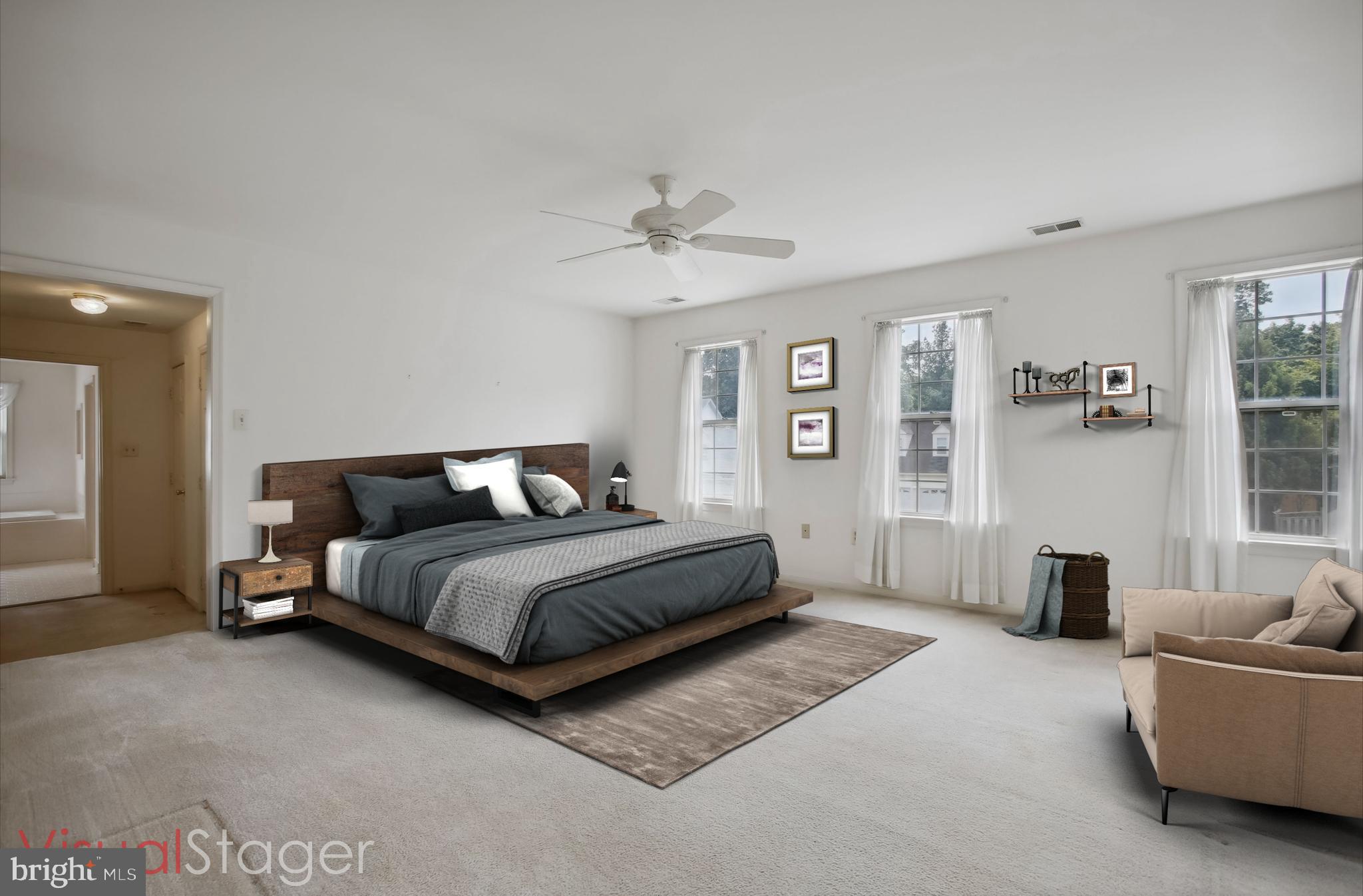 1529 Kingstream Circle Herndon, VA 20170 - Photo 5 of 74 Primary Bedroom with Garden Style Bath