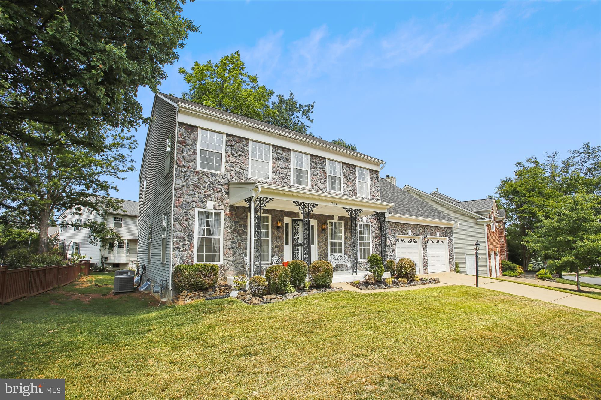 1529 Kingstream Circle Herndon, VA 20170 - Photo 60 of 74 Front Elevation