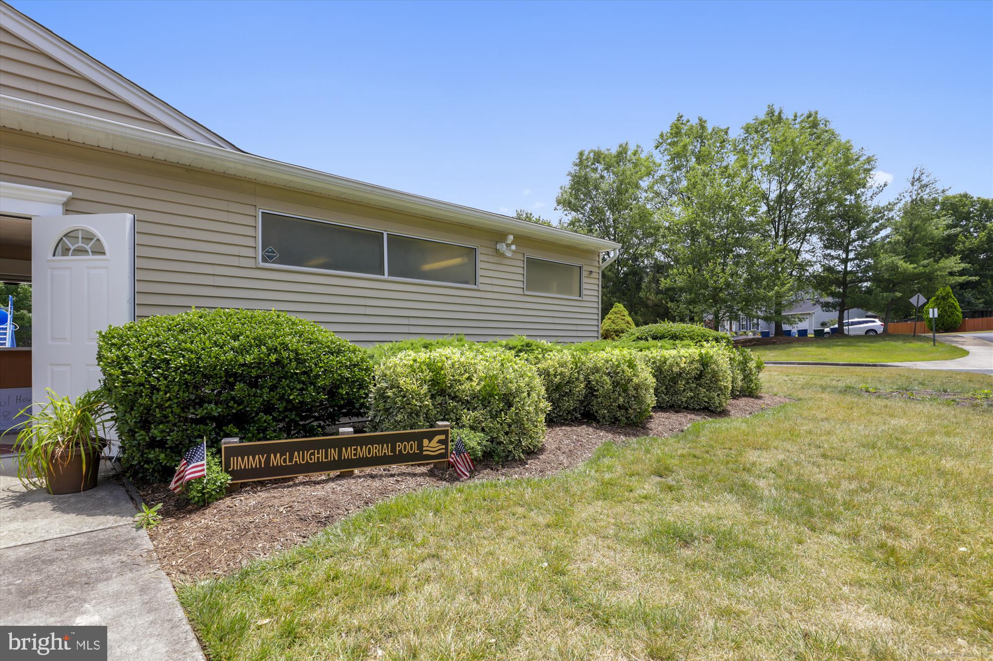 1529 Kingstream Circle Herndon, VA 20170 - Photo 70 of 74 Jimmy McLaughlin Memorial Pool(Kingstream)Entrance