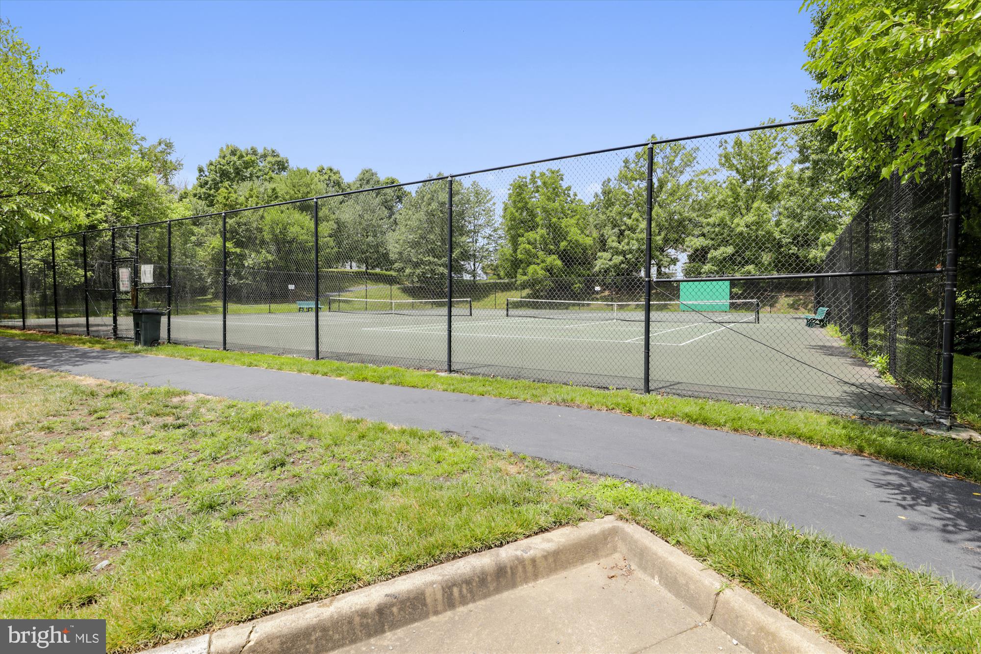 1529 Kingstream Circle Herndon, VA 20170 - Photo 73 of 74 Kingstream Tennis Court