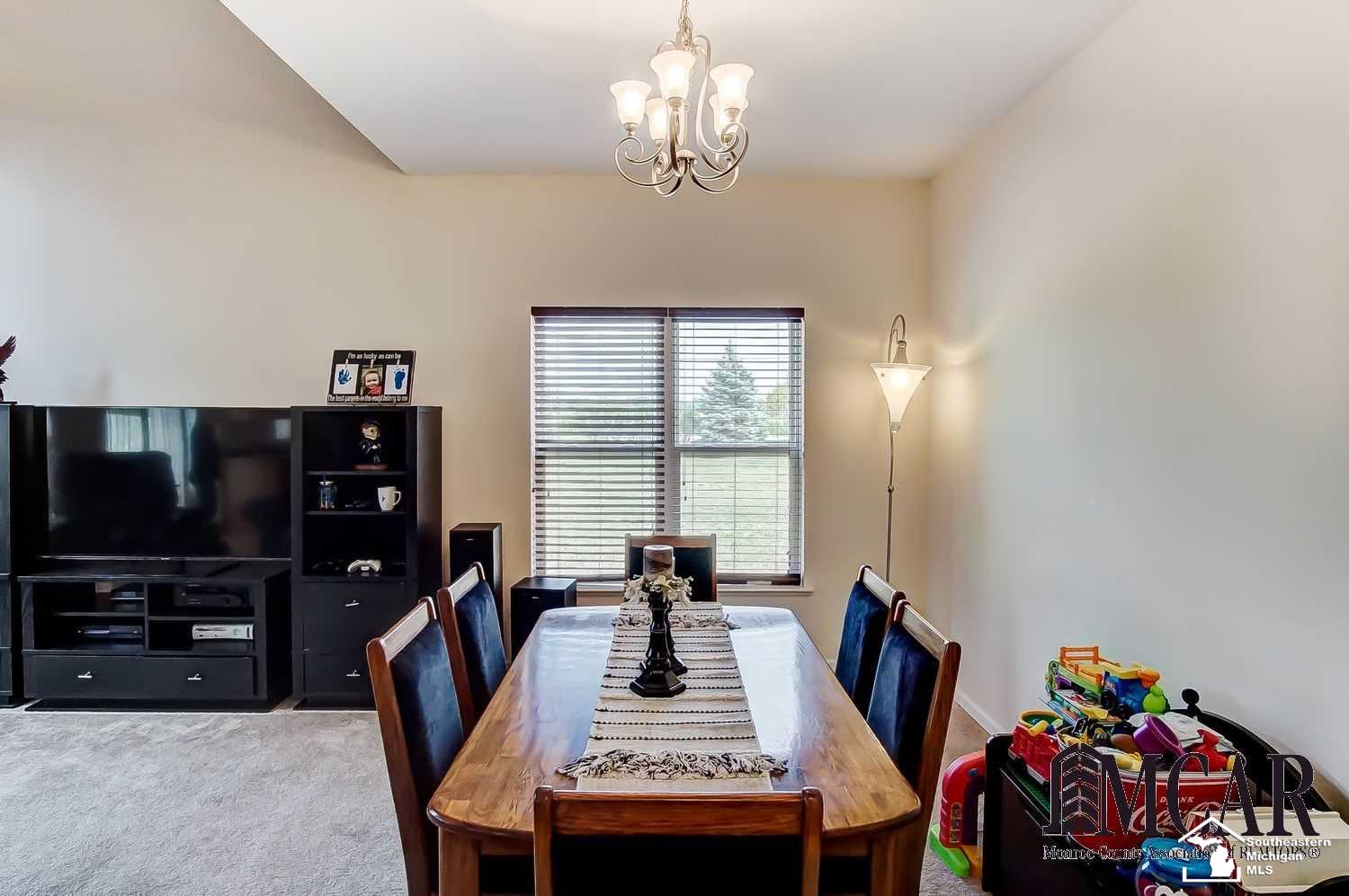 804 Golf Ridge Circle Dundee, MI 48131 - Photo 7 of 37