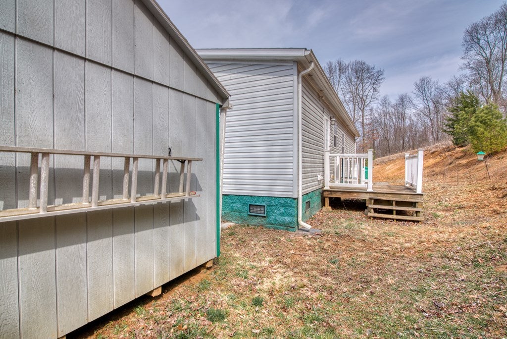 255 Pugh Mountain Road Marion, VA 24354 - Photo 8 of 20 Gallery Image 8
