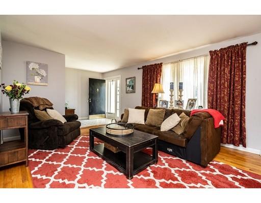334 Kibbe Road East Longmeadow, MA 01028 - Photo 4 of 23 Gallery Image 4