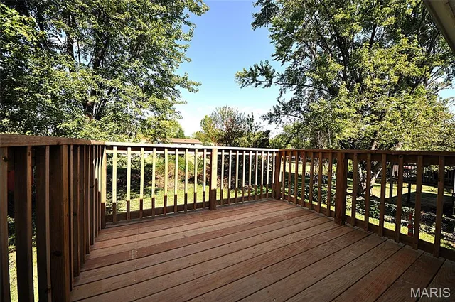 $219,900 | 2347 Farflung Drive, Florissant, MO 63031