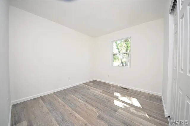 $219,900 | 2347 Farflung Drive, Florissant, MO 63031