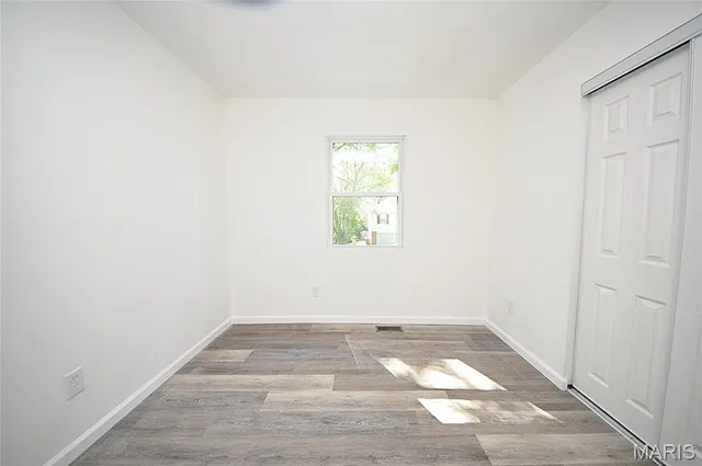 $219,900 | 2347 Farflung Drive, Florissant, MO 63031