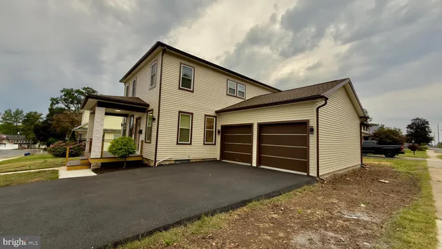 $434,900 | 1011 Elnore Avenue, Temple, PA 19560