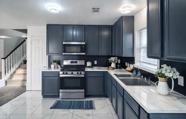 $2,850 | 2206 Laurel Oak Drive, Missouri City, TX 77489