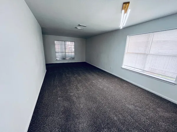 $2,850 | 2206 Laurel Oak Drive, Missouri City, TX 77489