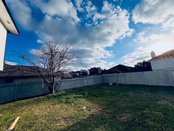 $2,800 | 2206 Laurel Oak Drive, Missouri City, TX 77489