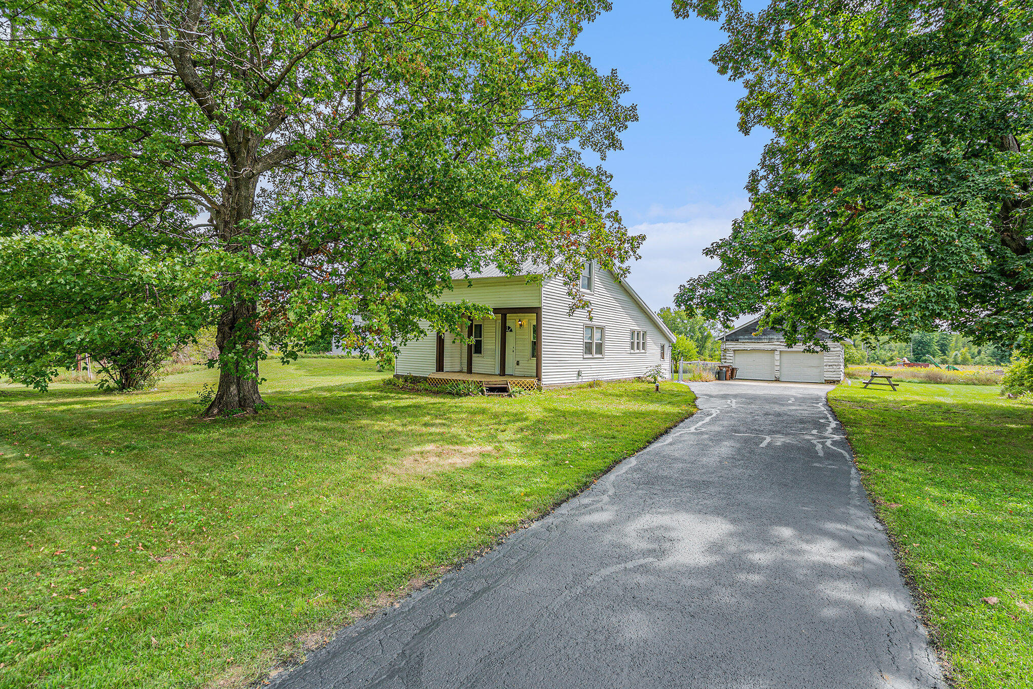 2980 18 Mile Road Northeast Cedar Springs, MI 49319 - Photo 2 of 26 2980 18 Mile