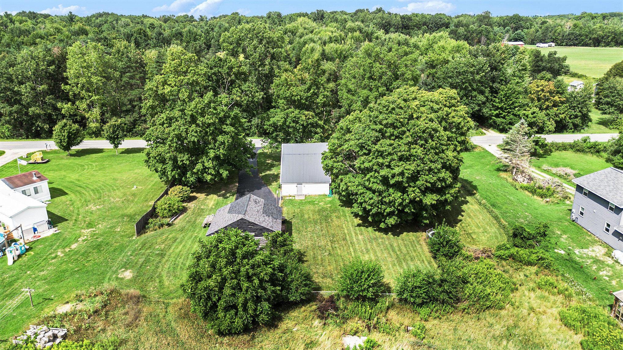 2980 18 Mile Road Northeast Cedar Springs, MI 49319 - Photo 8 of 26 Facing north