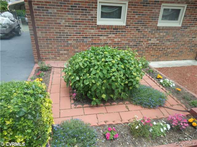 5100 Hopkins Road North Chesterfield, VA 23234 - Photo 3 of 23 Gallery Image 3