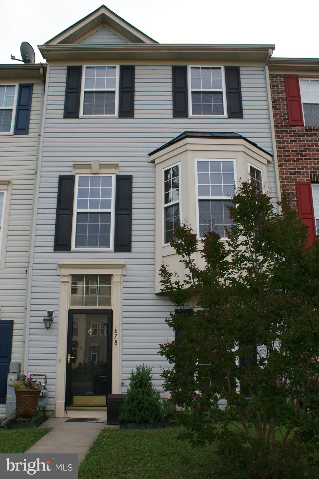 678 Hunting Fields Road Baltimore, MD 21220 - Photo 1 of 24 Exterior (Front)