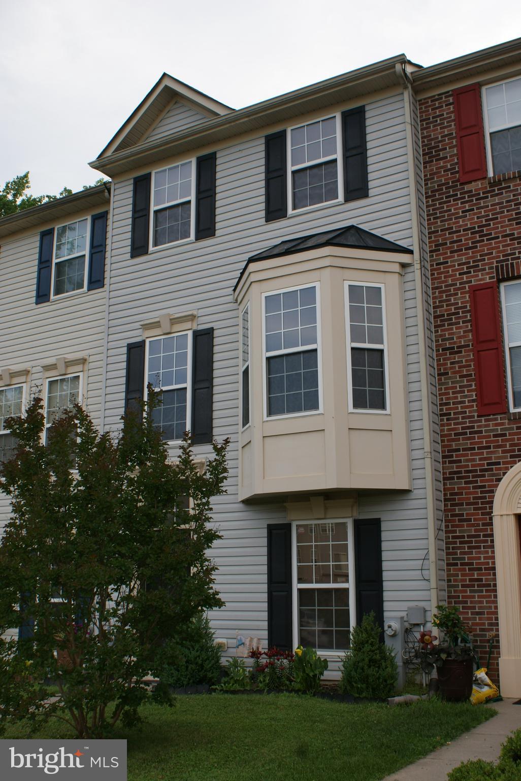 678 Hunting Fields Road Baltimore, MD 21220 - Photo 3 of 24 Exterior (Front)