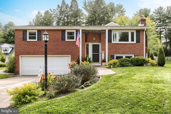 $395,000 | 818 Meadow Lane, Camp Hill, PA 17011