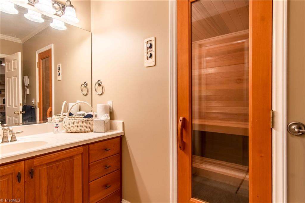5270 Mountain View Road Winston-Salem, NC 27104 - Photo 26 of 33 Gallery Image 26