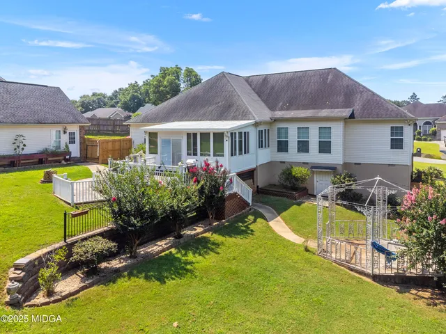 $350,000 | 408 Dixieland Drive, Byron, GA 31008