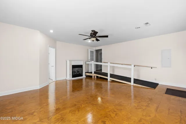 $350,000 | 408 Dixieland Drive, Byron, GA 31008