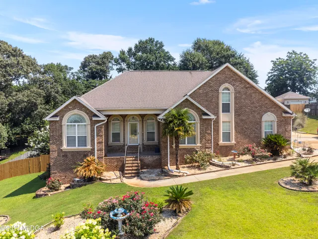 $350,000 | 408 Dixieland Drive, Byron, GA 31008