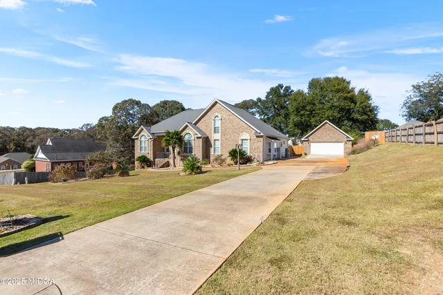 $350,000 | 408 Dixieland Drive, Byron, GA 31008