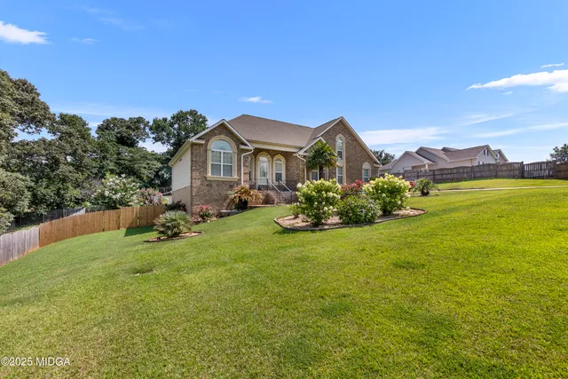 $350,000 | 408 Dixieland Drive, Byron, GA 31008